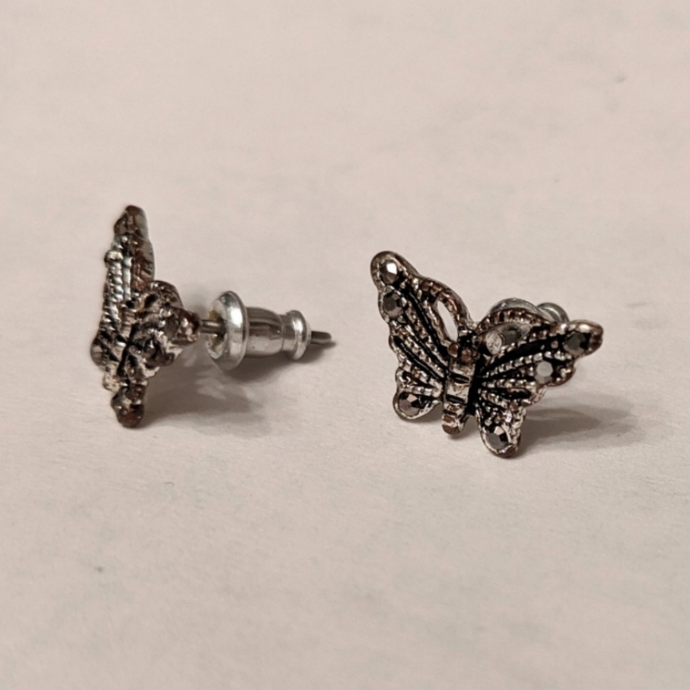 Butterfly stud earrings